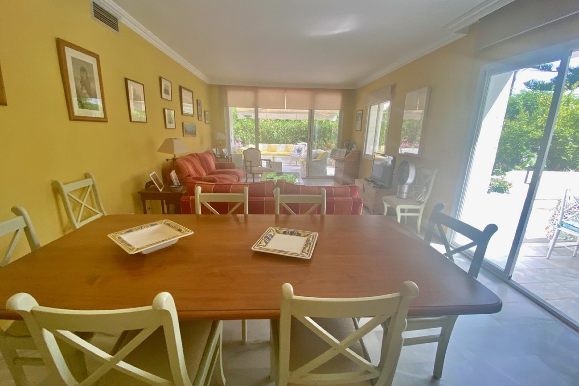 Resale - Apartment - Ground Floor Apartment - Estepona - Estepona Centro