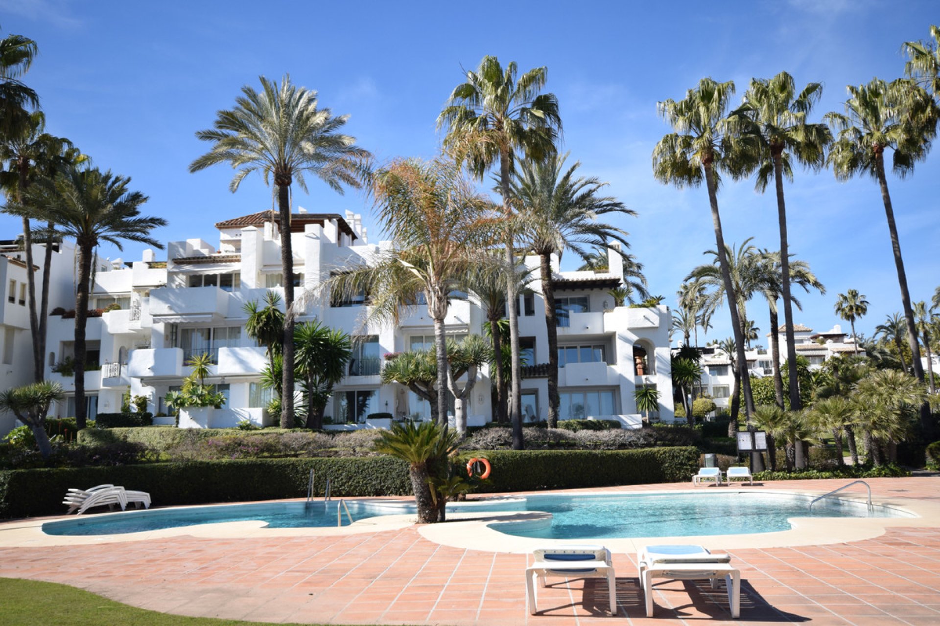 Resale - Apartment - Ground Floor Apartment - Estepona - Estepona Centro