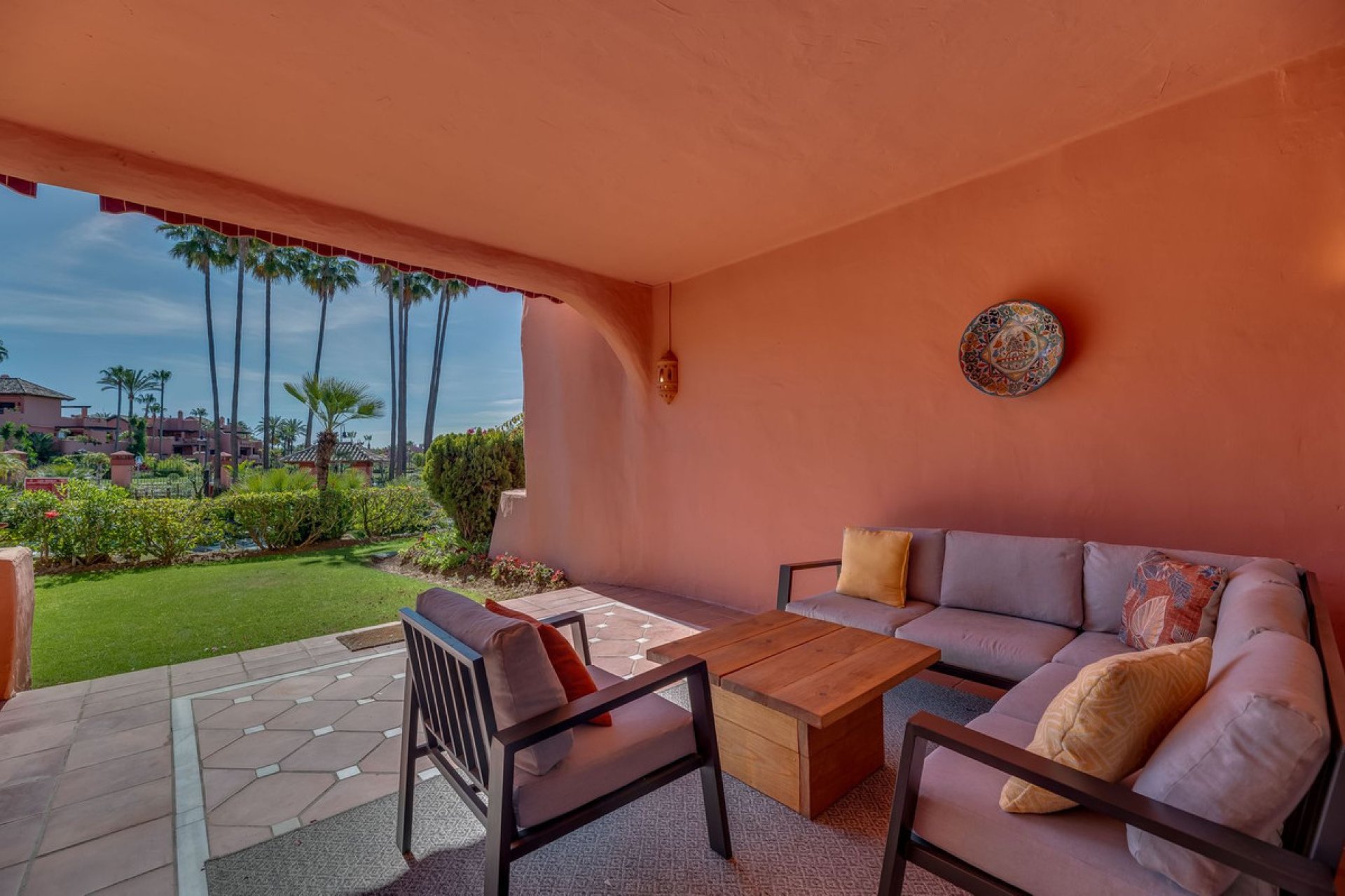 Resale - Apartment - Ground Floor Apartment - Estepona - Estepona Centro