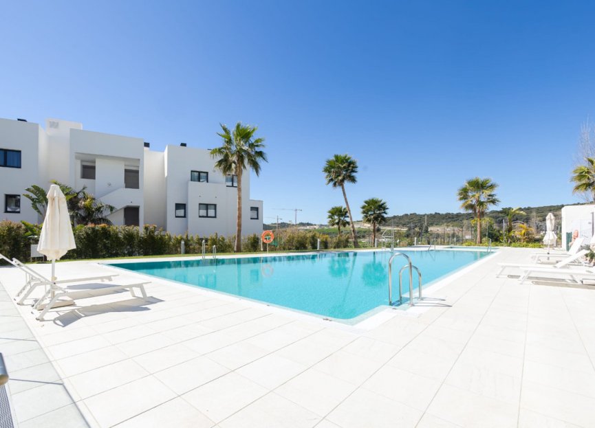 Resale - Apartment - Ground Floor Apartment - Estepona - Estepona Centro