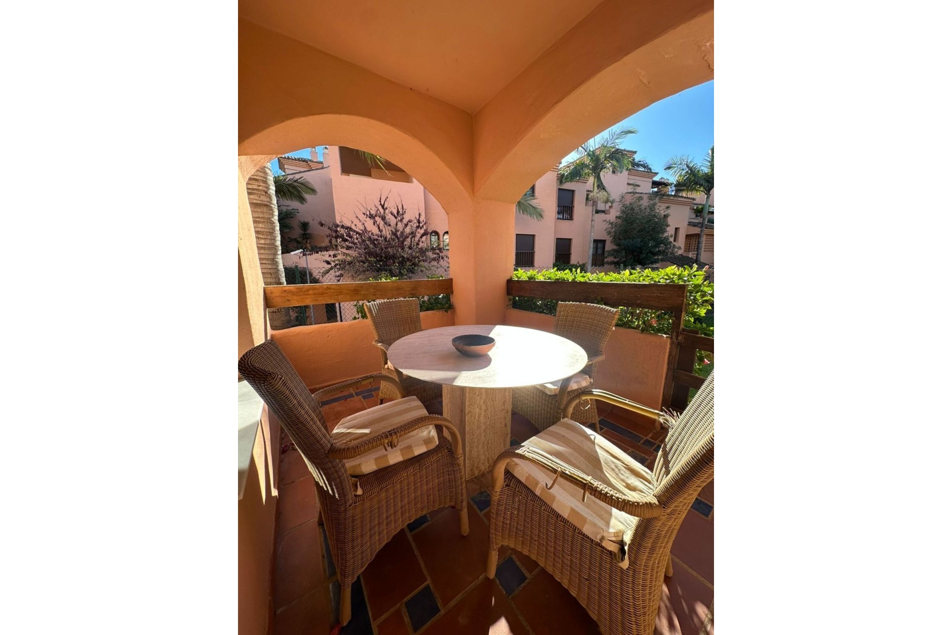 Resale - Apartment - Ground Floor Apartment - Estepona - Estepona Centro