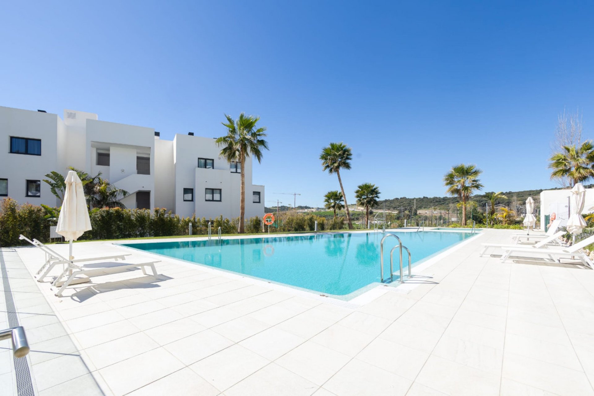 Resale - Apartment - Ground Floor Apartment - Estepona - Estepona Centro