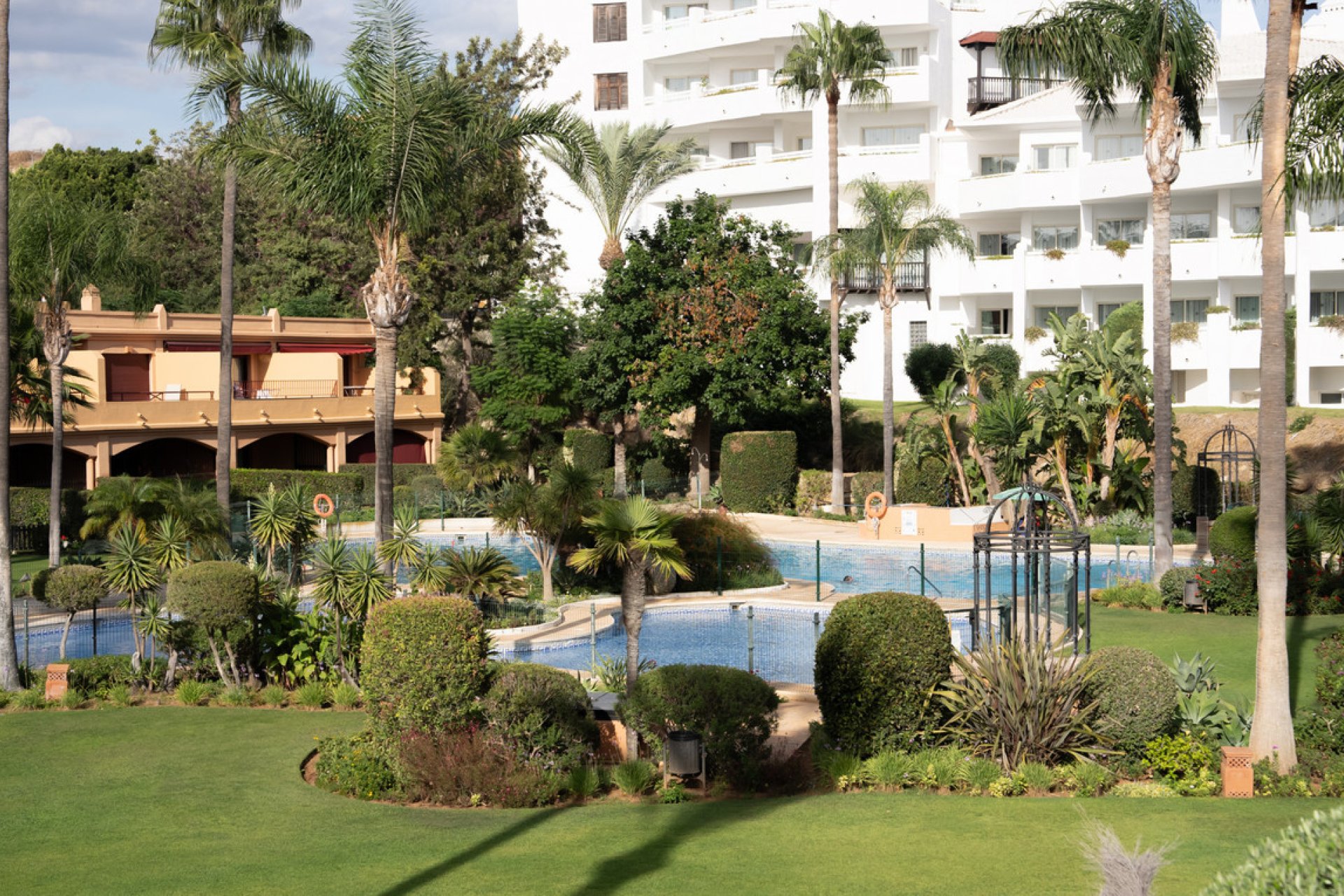 Resale - Apartment - Ground Floor Apartment - Estepona - Estepona Centro