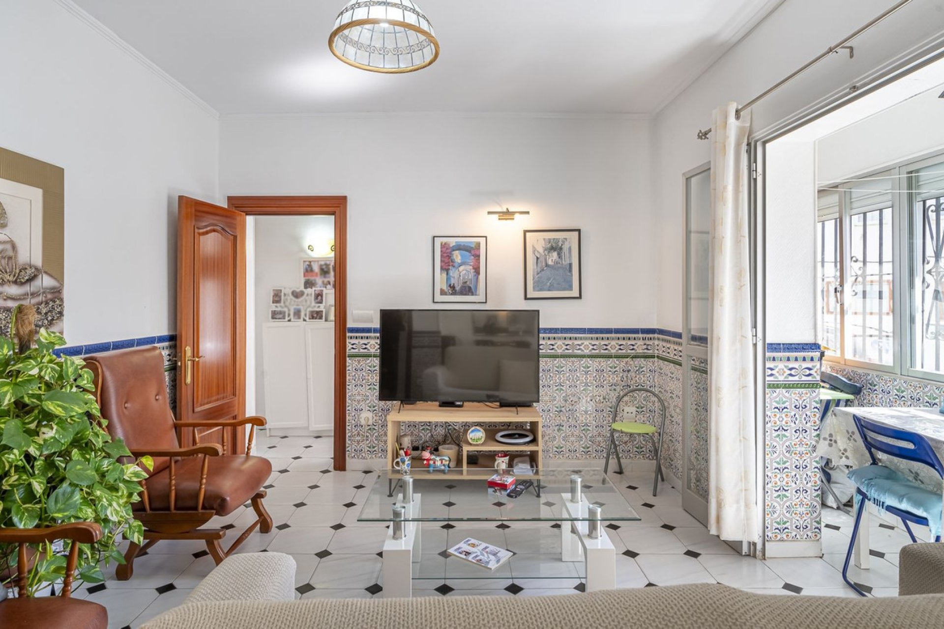 Resale - Apartment - Ground Floor Apartment - Estepona - Estepona Centro