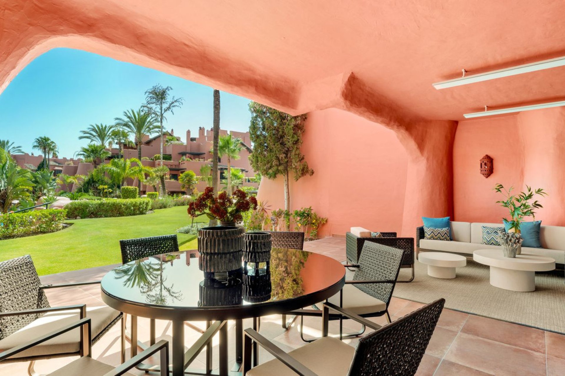 Resale - Apartment - Ground Floor Apartment - Estepona - Estepona Centro