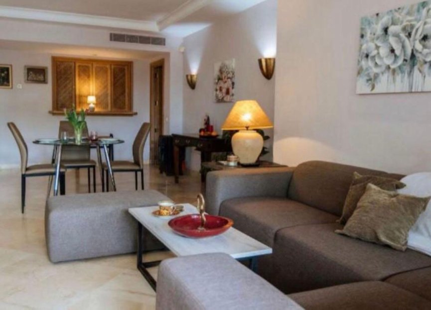 Resale - Apartment - Ground Floor Apartment - Estepona - Estepona Centro