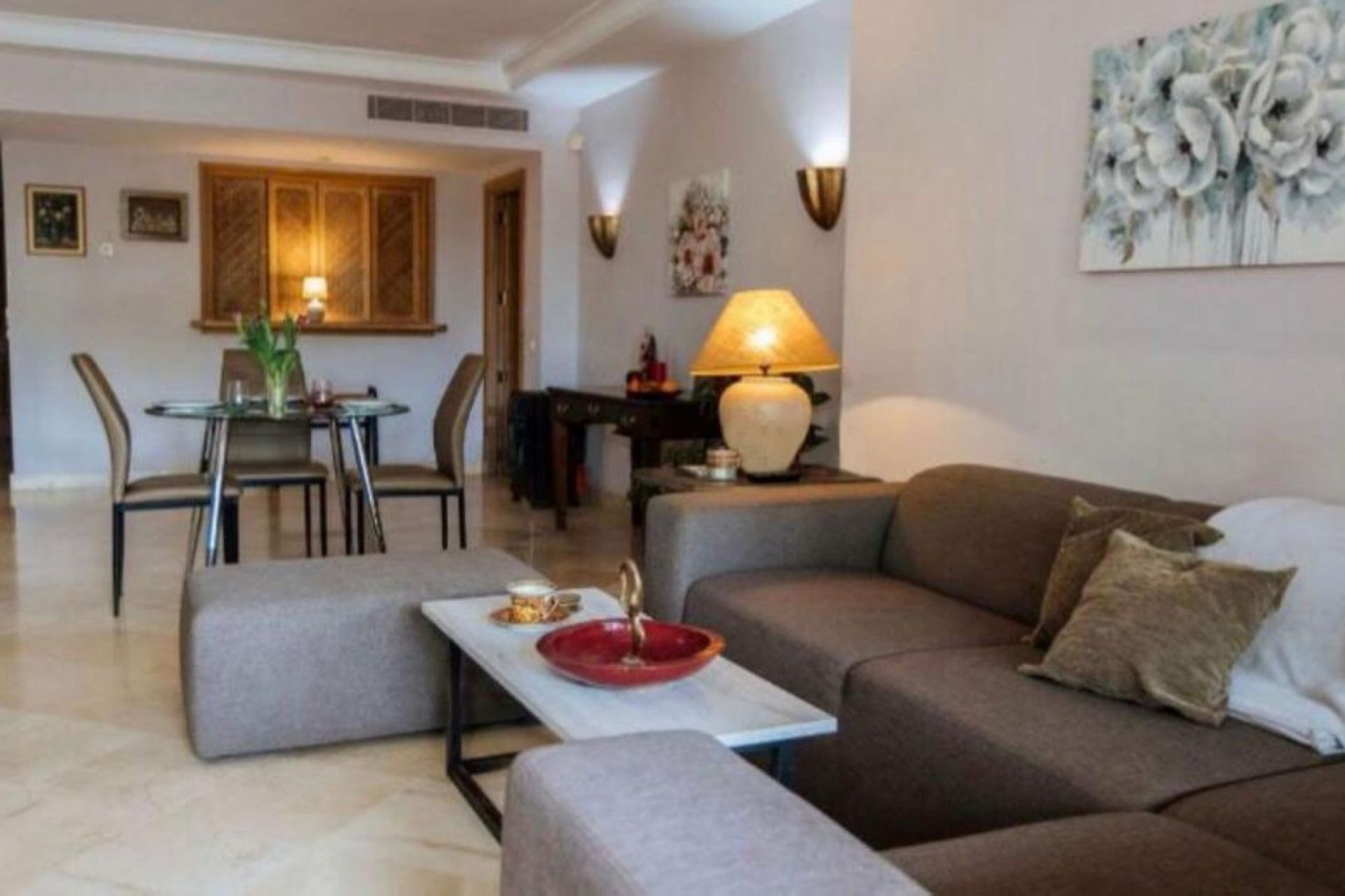 Resale - Apartment - Ground Floor Apartment - Estepona - Estepona Centro