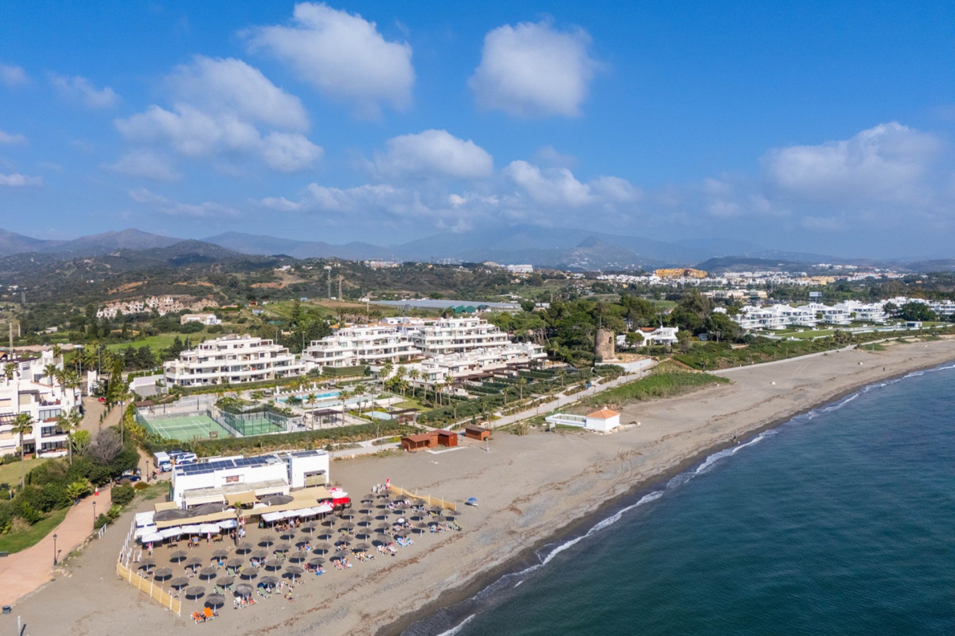 Resale - Apartment - Ground Floor Apartment - Estepona - Estepona Centro