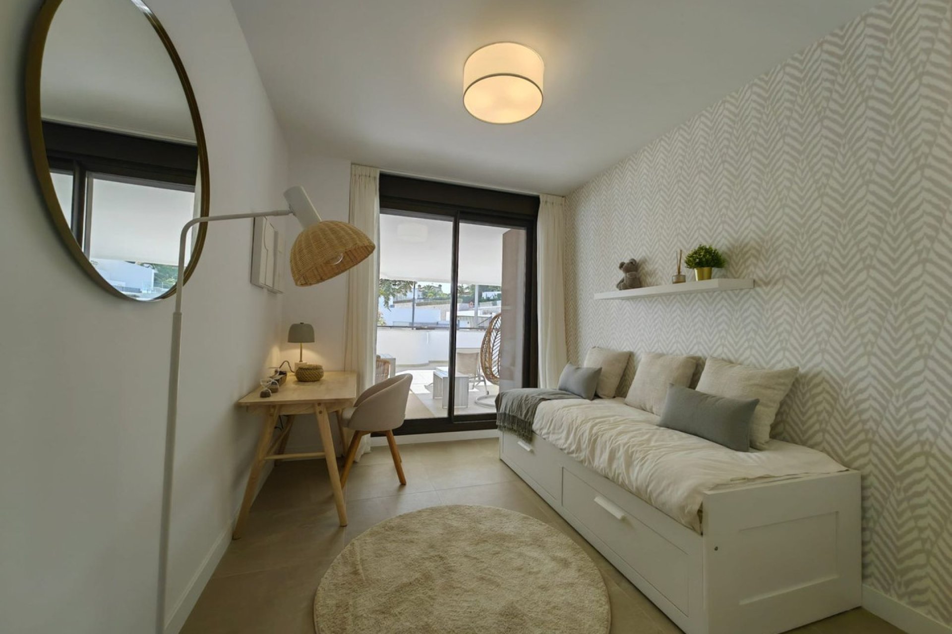 Resale - Apartment - Ground Floor Apartment - Estepona - Estepona Centro