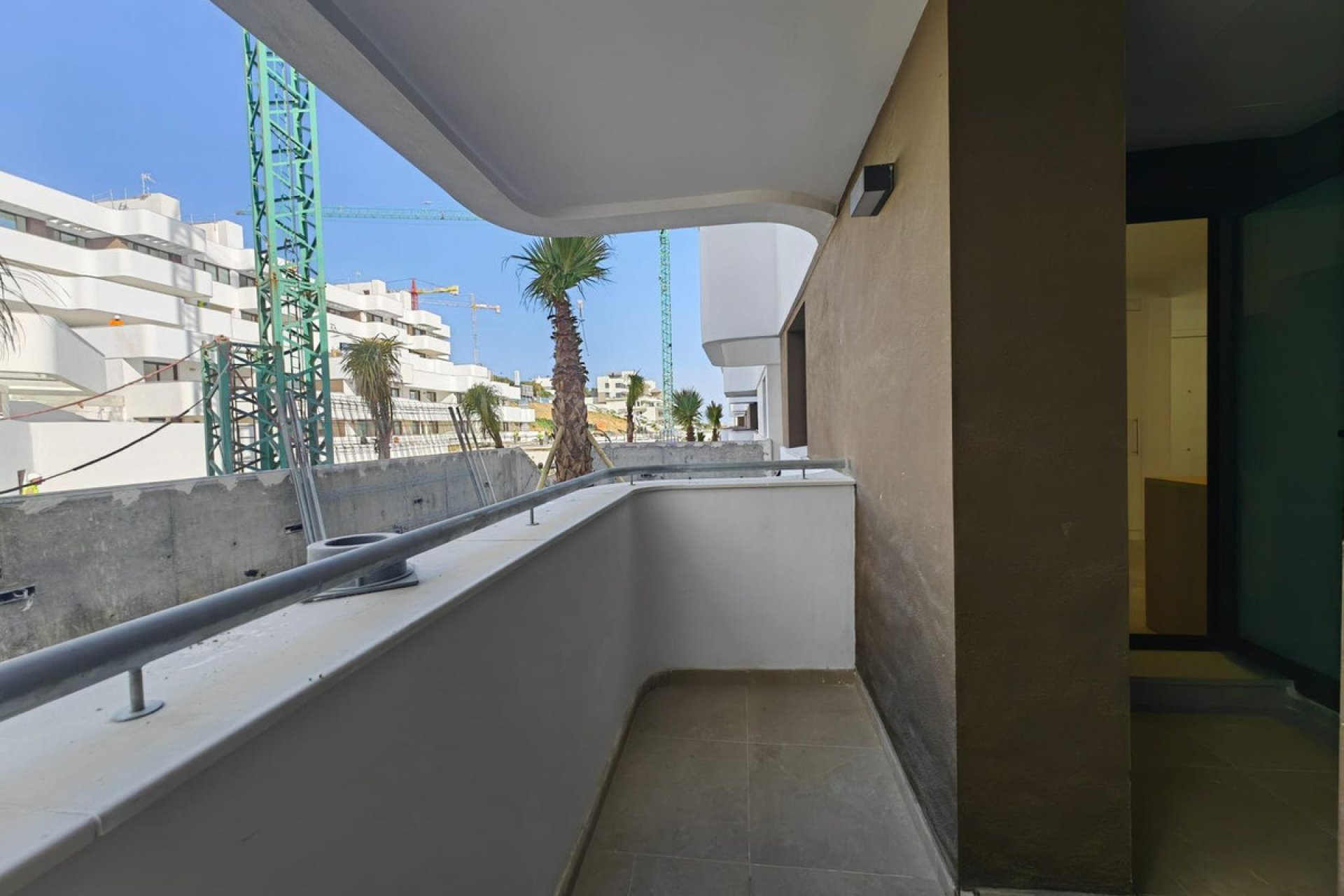 Resale - Apartment - Ground Floor Apartment - Estepona - Estepona Centro