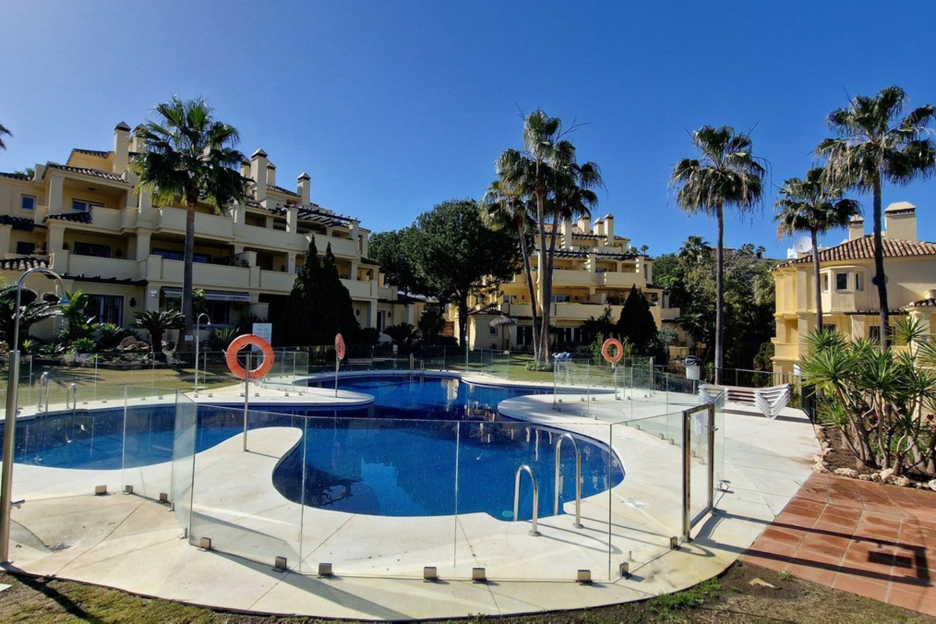 Resale - Apartment - Ground Floor Apartment - Estepona - Estepona Centro