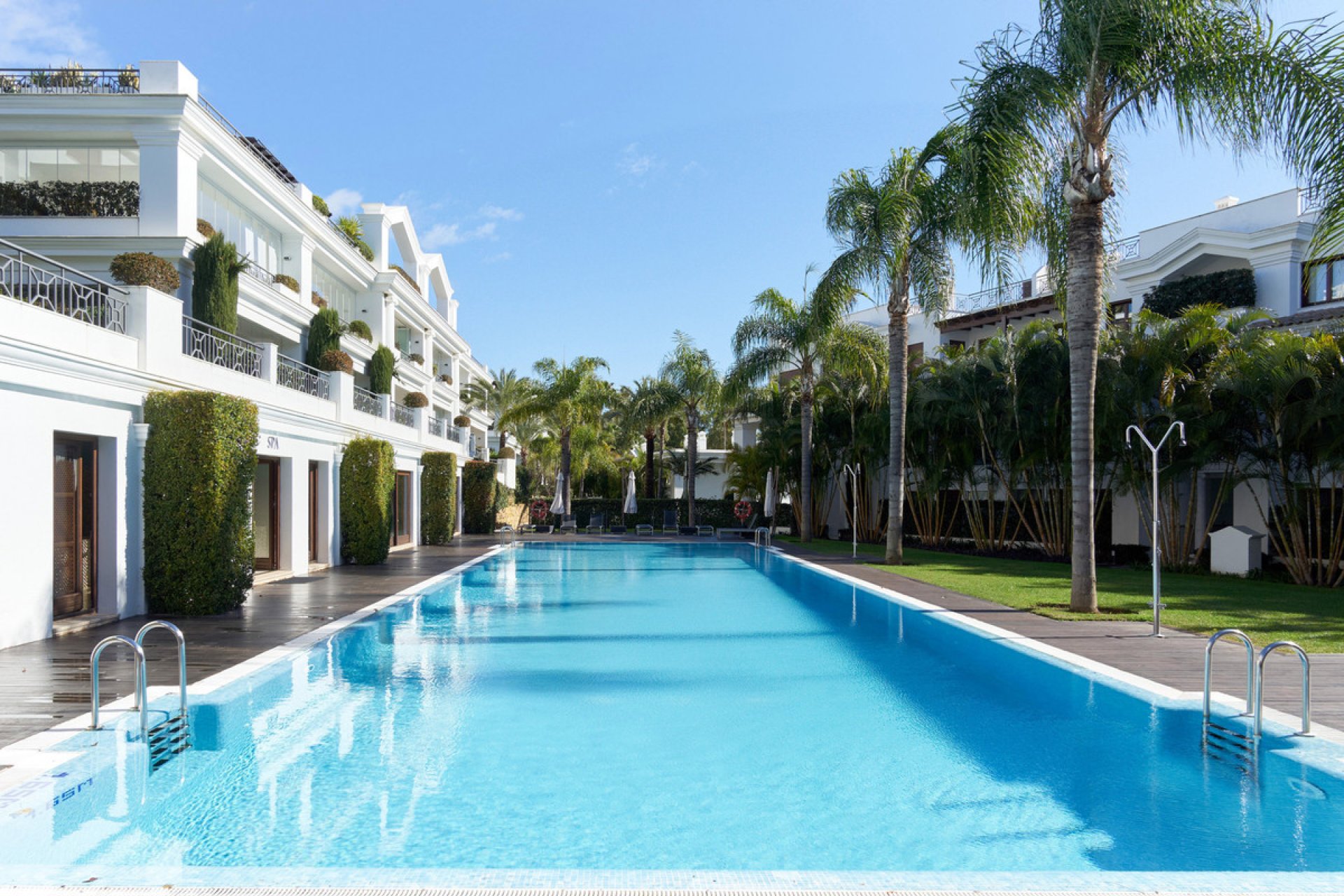 Resale - Apartment - Ground Floor Apartment - Estepona - Estepona Centro