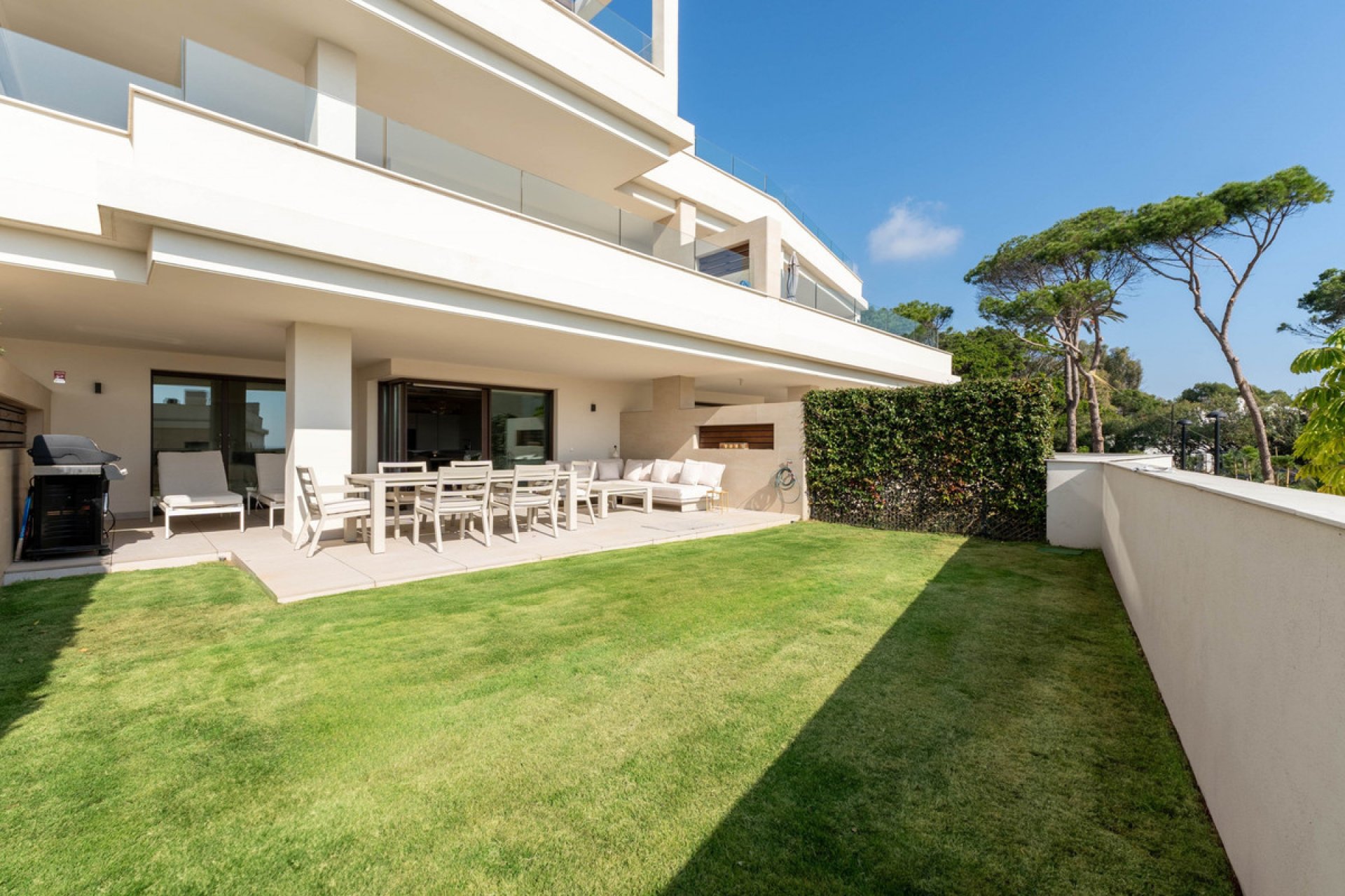 Resale - Apartment - Ground Floor Apartment - Estepona - Estepona Centro