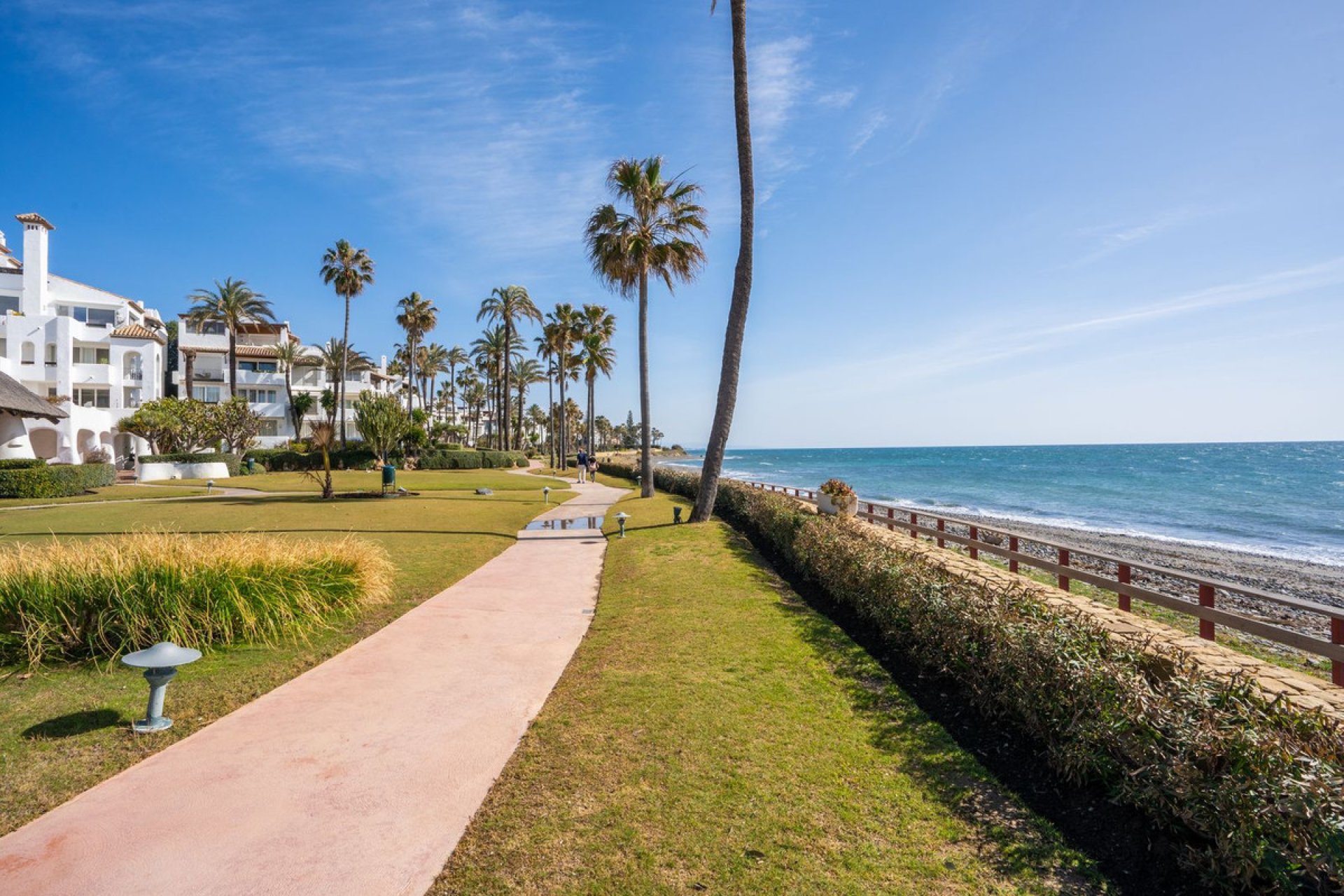 Resale - Apartment - Ground Floor Apartment - Estepona - Estepona Centro