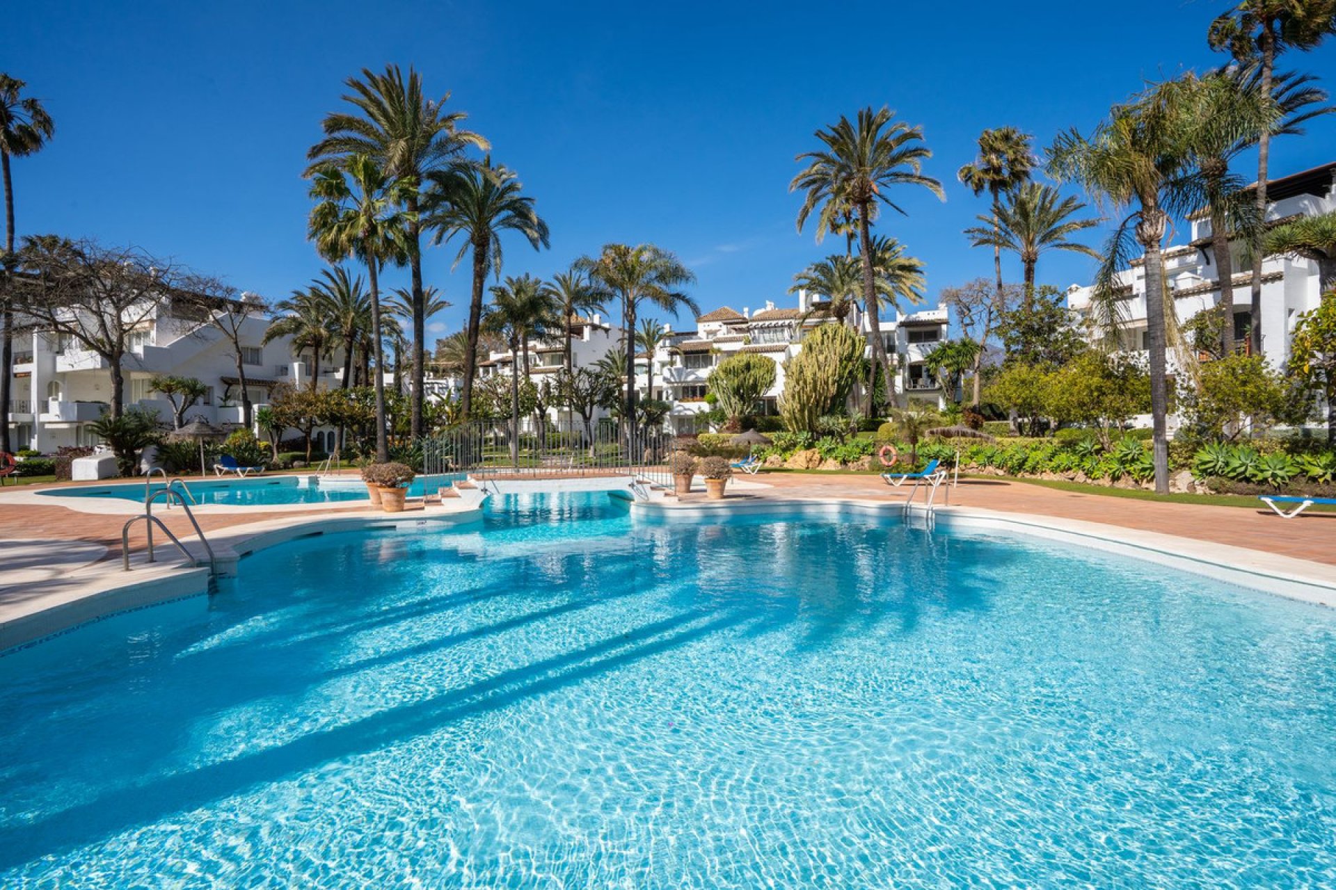 Resale - Apartment - Ground Floor Apartment - Estepona - Estepona Centro