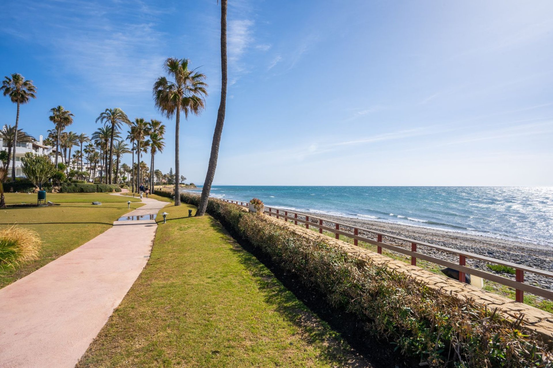 Resale - Apartment - Ground Floor Apartment - Estepona - Estepona Centro