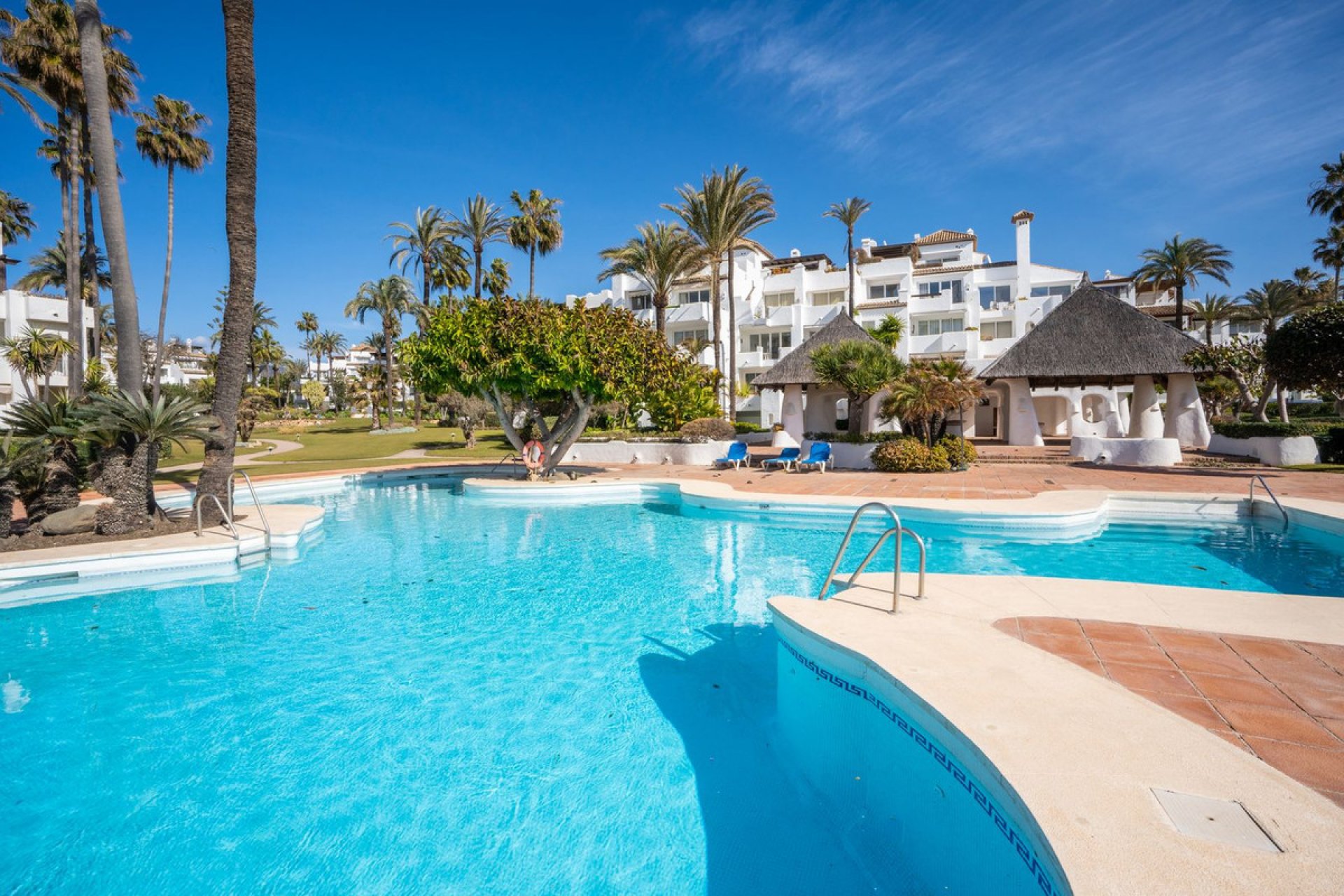 Resale - Apartment - Ground Floor Apartment - Estepona - Estepona Centro