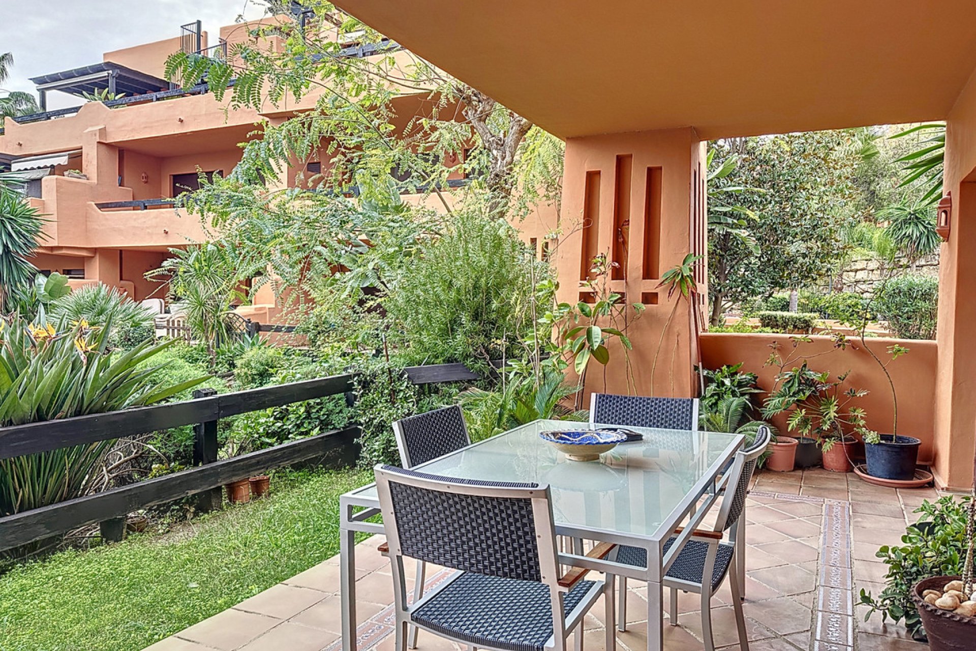 Resale - Apartment - Ground Floor Apartment - Estepona - Estepona Centro