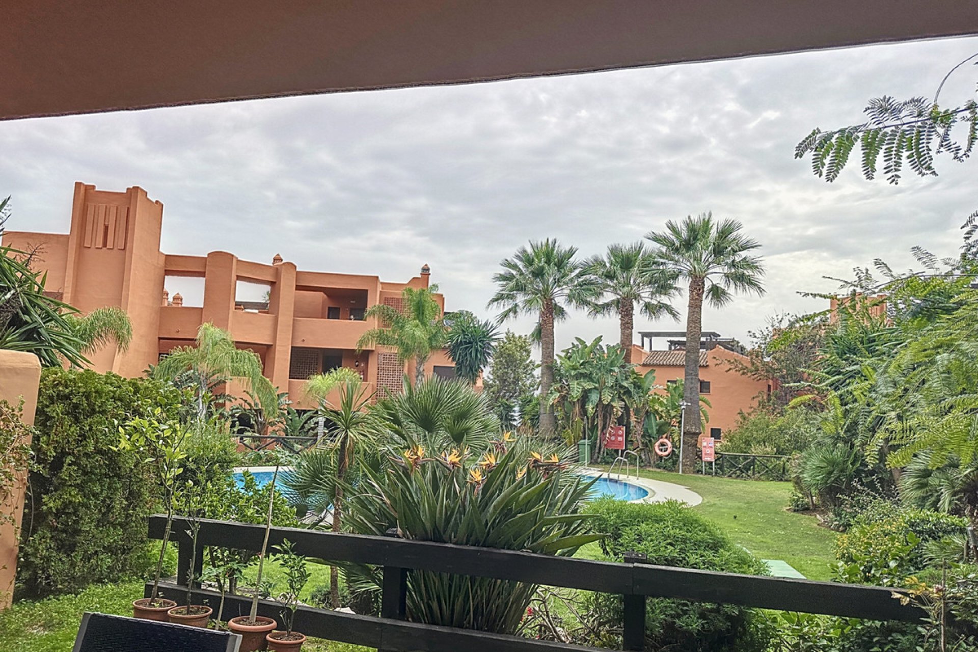 Resale - Apartment - Ground Floor Apartment - Estepona - Estepona Centro