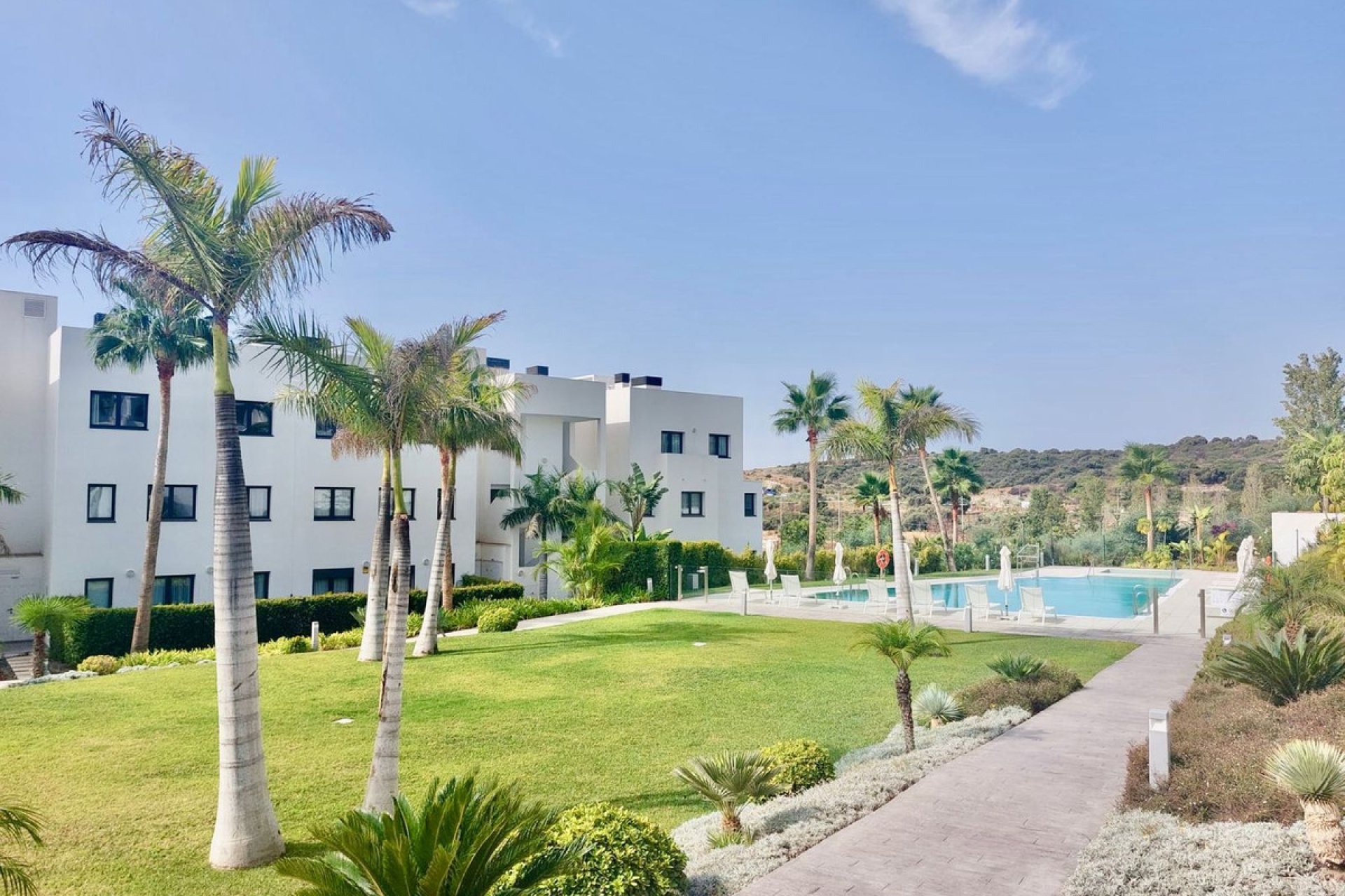 Resale - Apartment - Ground Floor Apartment - Estepona - Estepona Centro