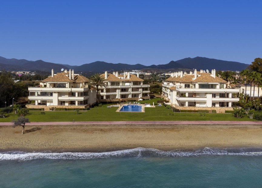 Resale - Apartment - Ground Floor Apartment - Estepona - Estepona Centro