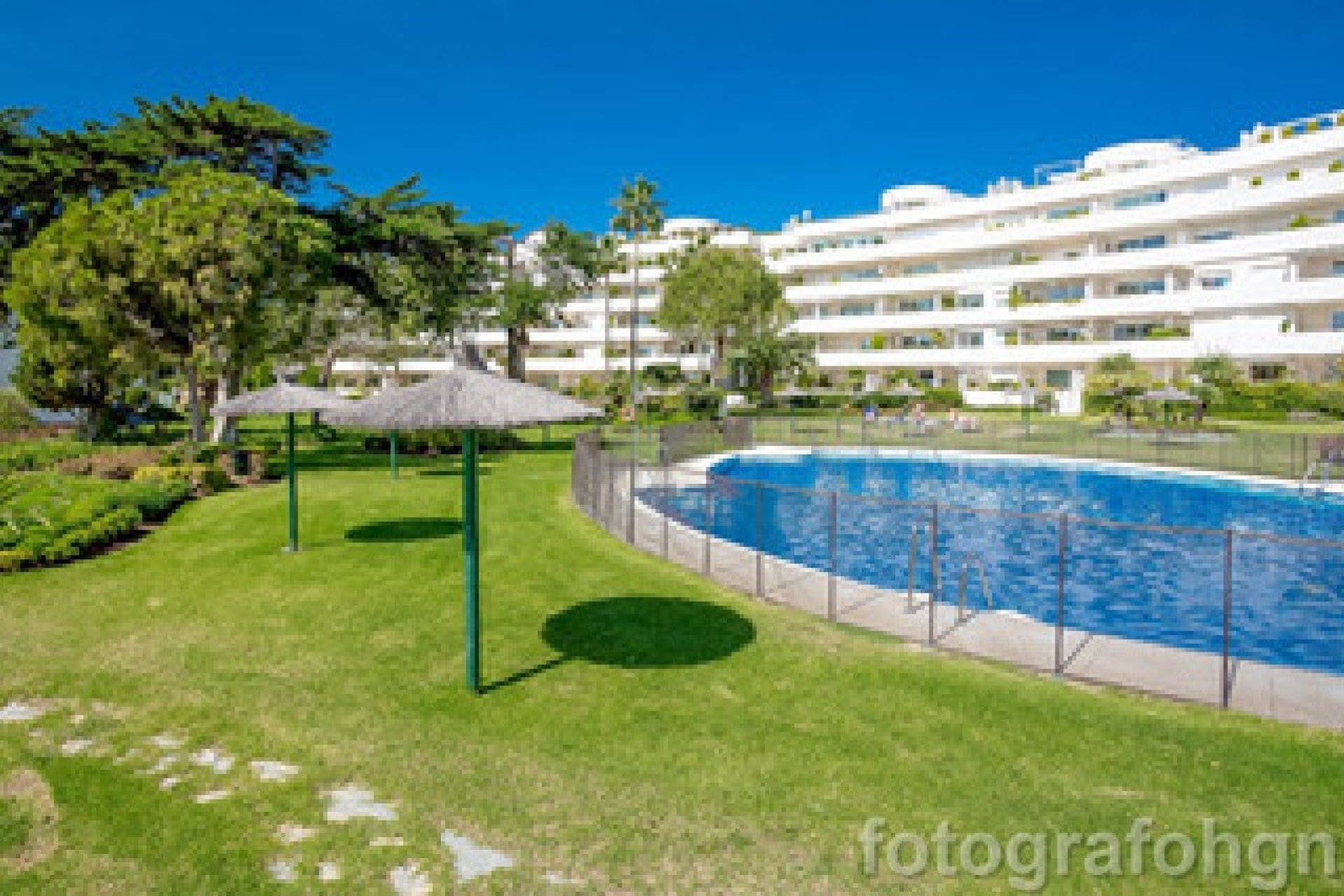 Resale - Apartment - Ground Floor Apartment - Estepona - Estepona Centro