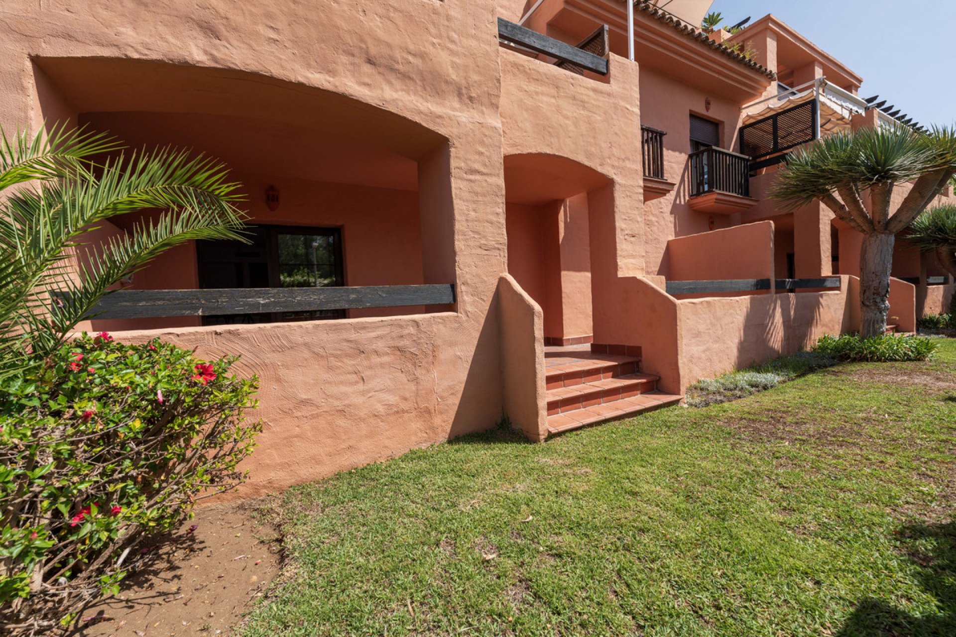 Resale - Apartment - Ground Floor Apartment - Estepona - Hacienda del Sol