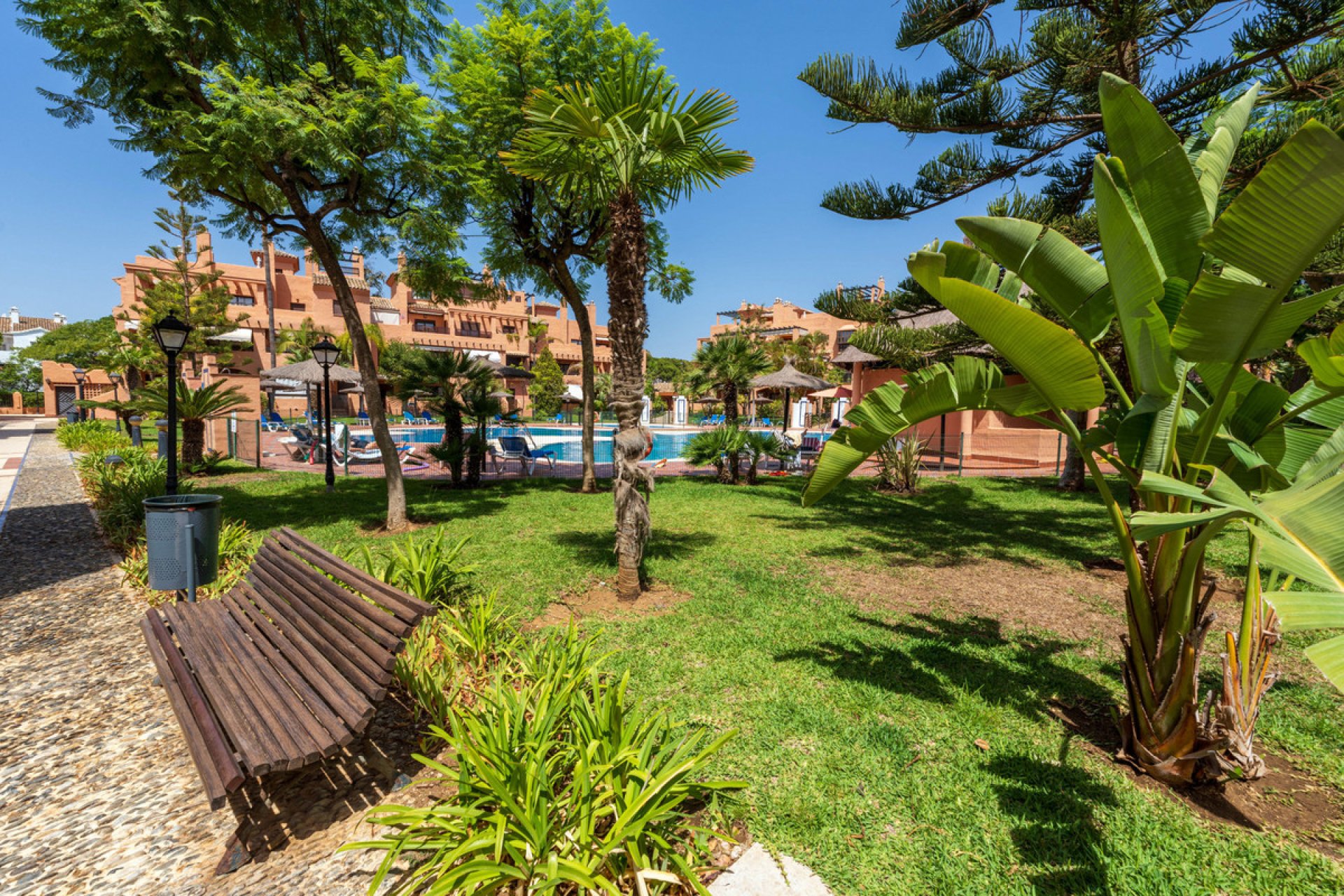 Resale - Apartment - Ground Floor Apartment - Estepona - Hacienda del Sol