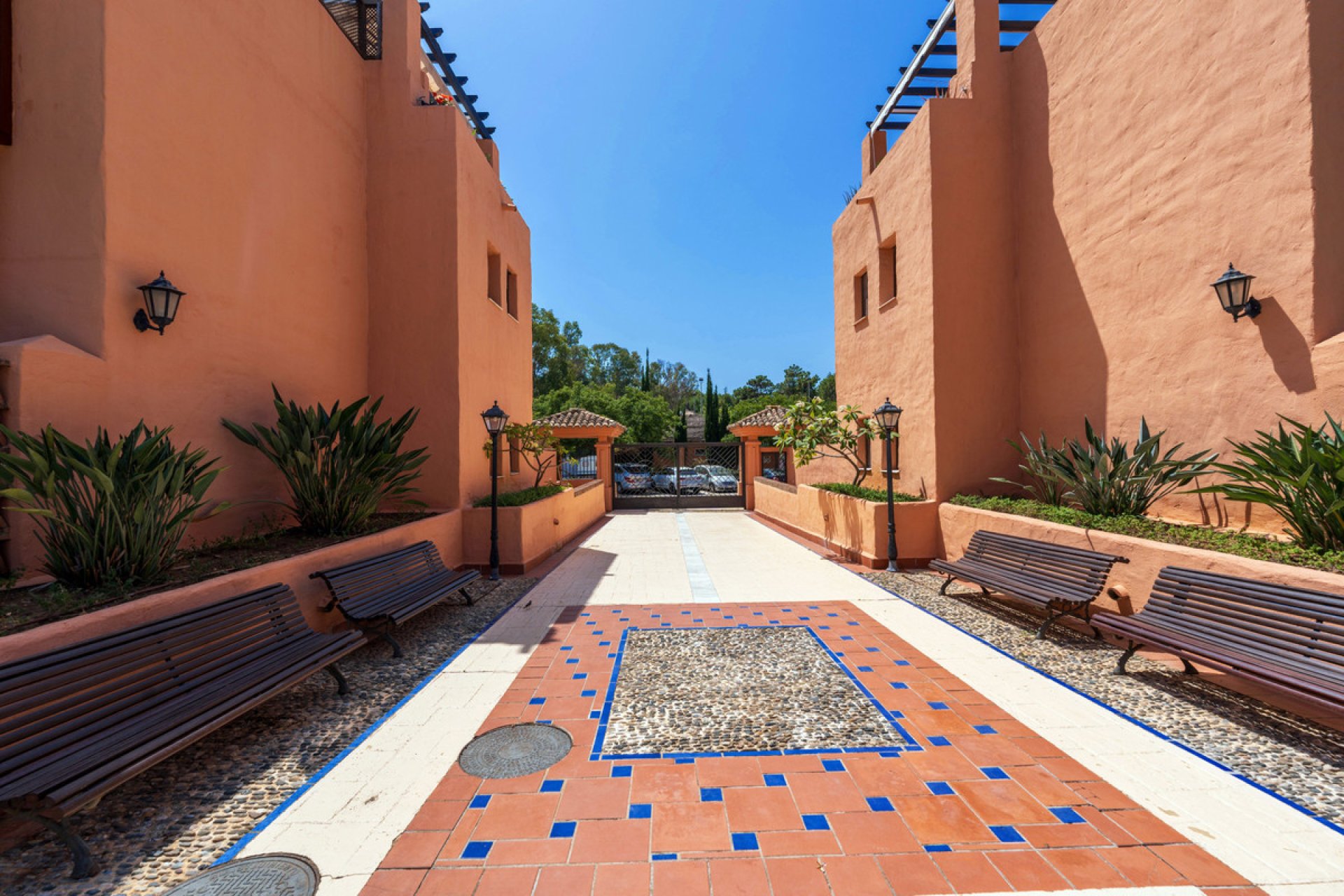 Resale - Apartment - Ground Floor Apartment - Estepona - Hacienda del Sol