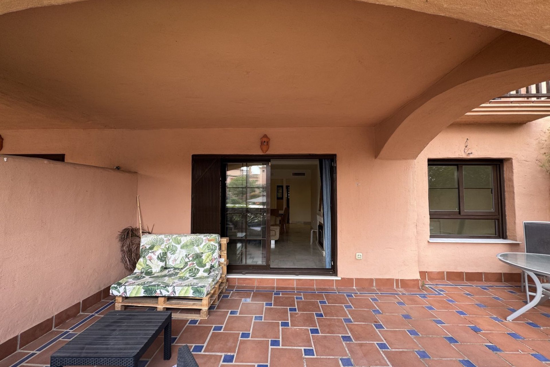 Resale - Apartment - Ground Floor Apartment - Estepona - Hacienda del Sol