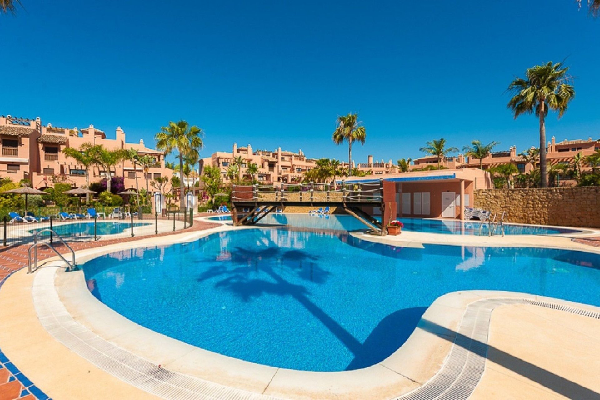 Resale - Apartment - Ground Floor Apartment - Estepona - Hacienda del Sol