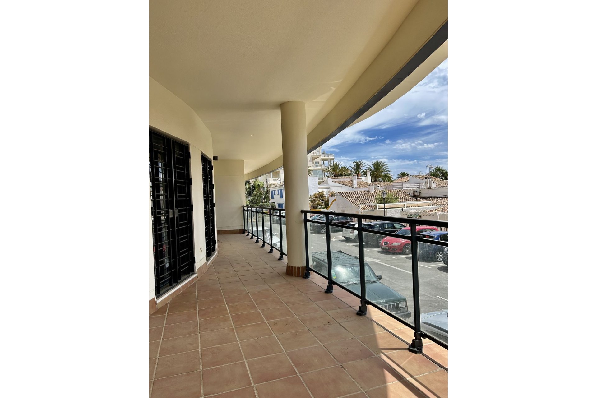 Resale - Apartment - Ground Floor Apartment - Estepona - New Golden Mile