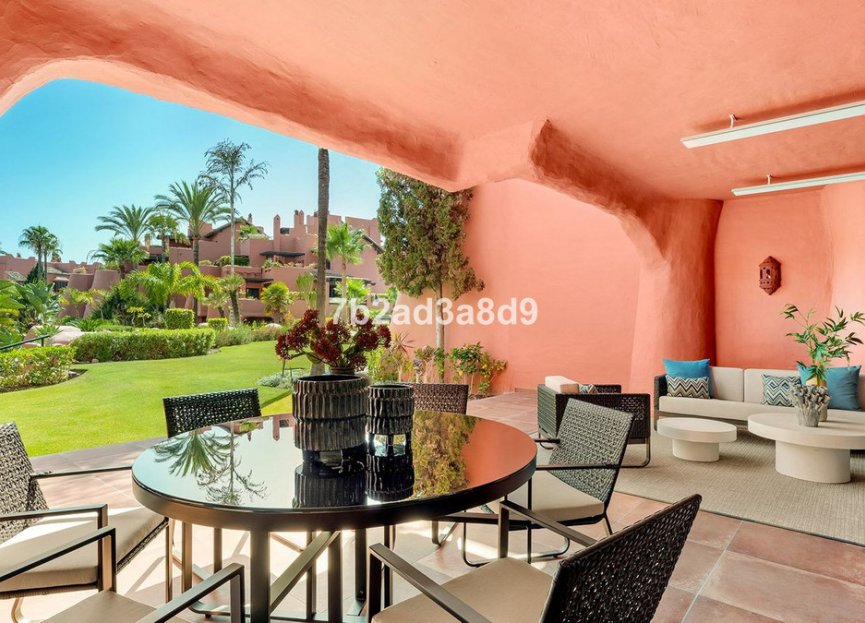 Resale - Apartment - Ground Floor Apartment - Estepona - New Golden Mile