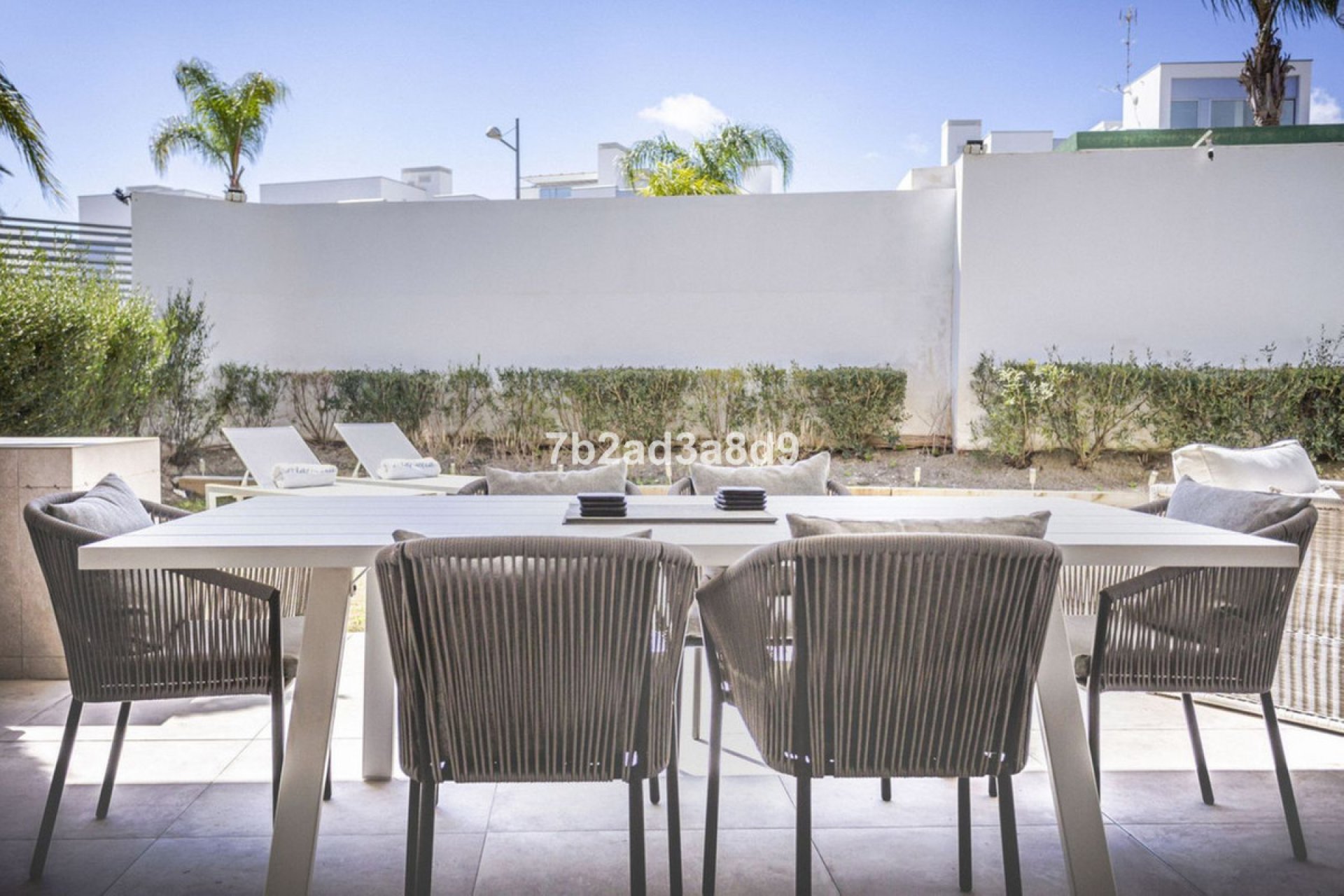 Resale - Apartment - Ground Floor Apartment - Estepona - New Golden Mile