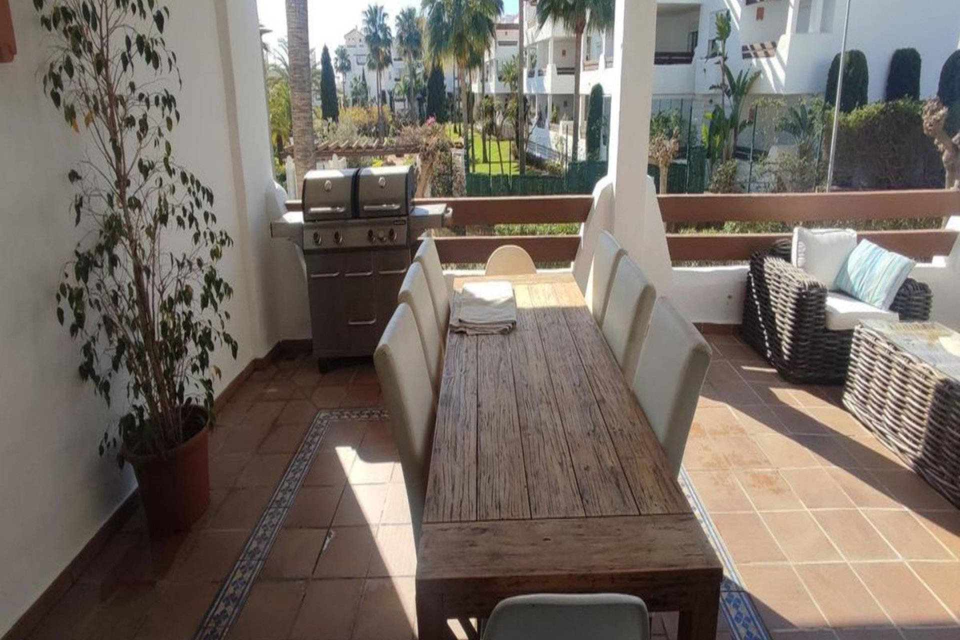 Resale - Apartment - Ground Floor Apartment - Estepona - Selwo