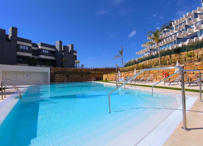 Resale - Apartment - Ground Floor Apartment - Estepona - Selwo