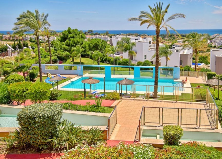 Resale - Apartment - Ground Floor Apartment - Estepona - Selwo