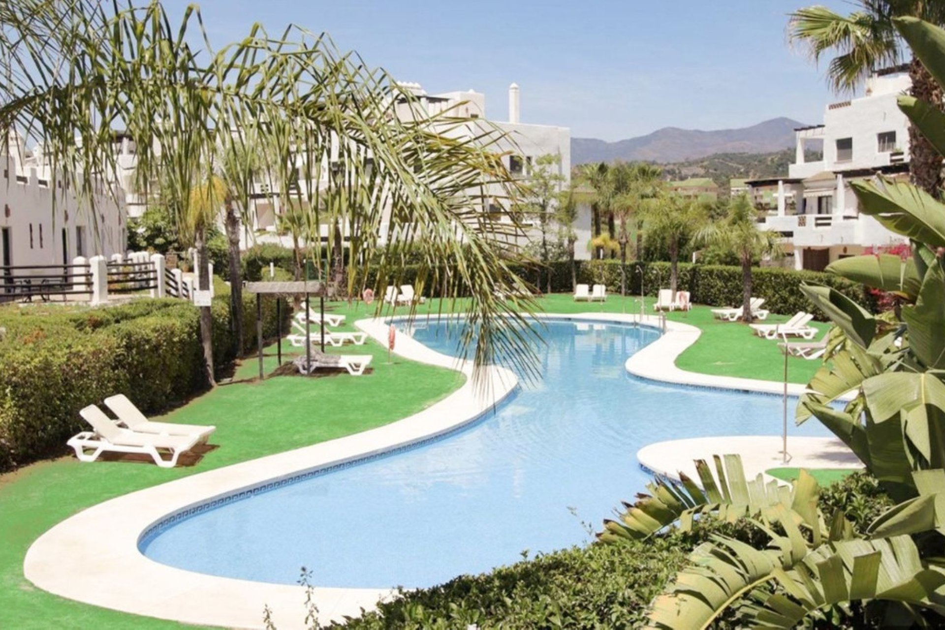 Resale - Apartment - Ground Floor Apartment - Estepona - Selwo