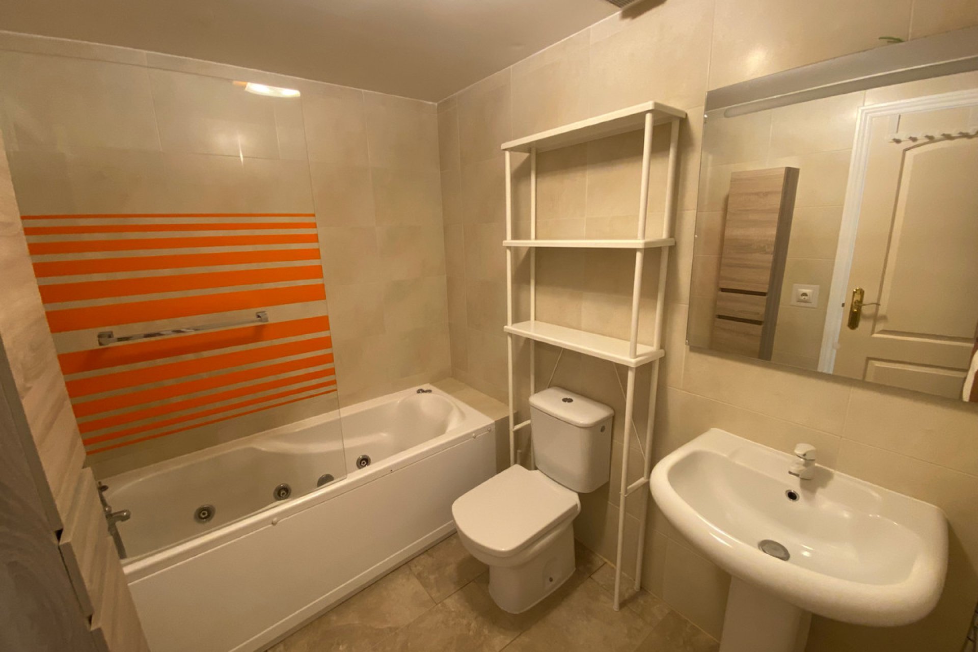 Resale - Apartment - Ground Floor Apartment - Fuengirola - Carvajal