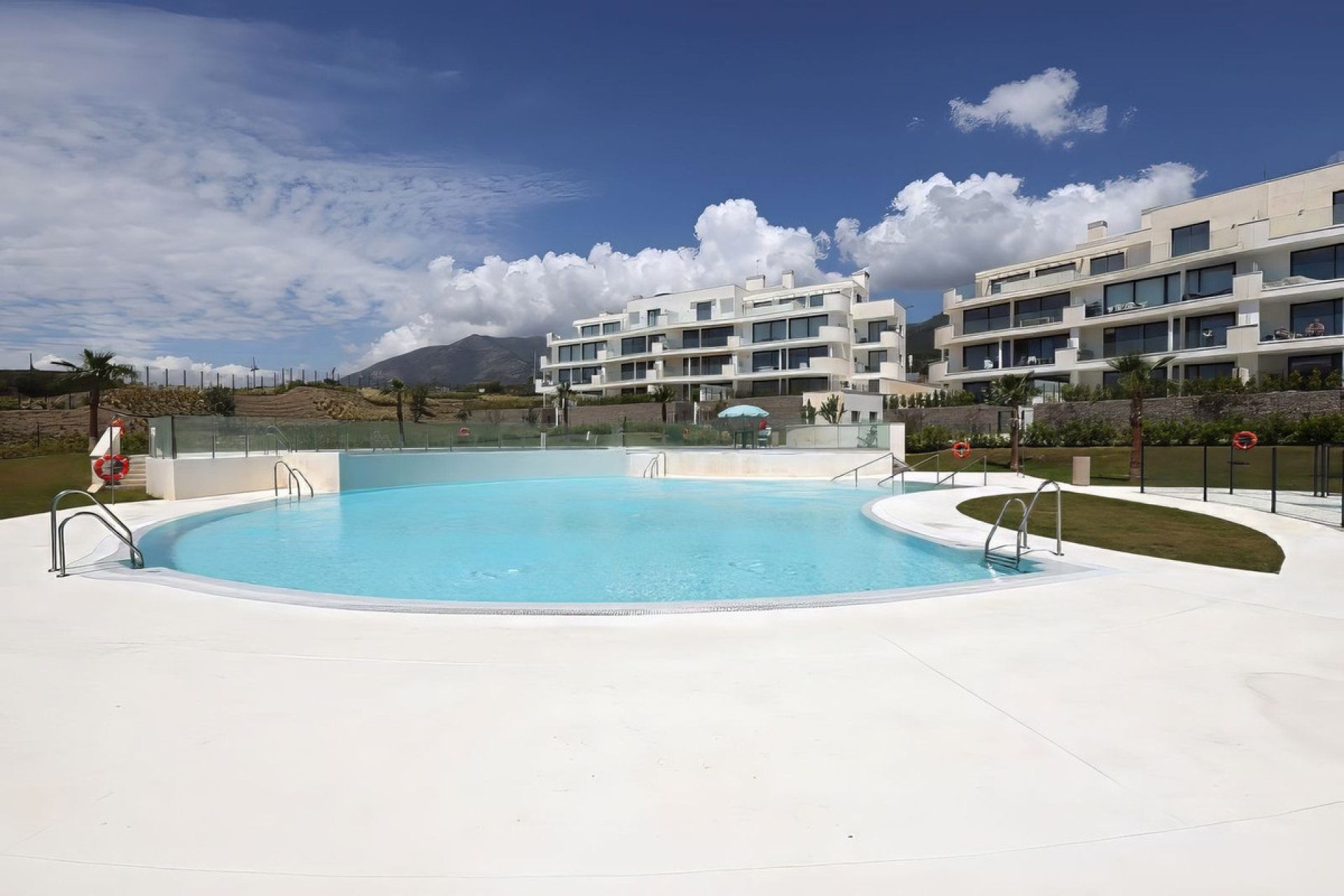 Resale - Apartment - Ground Floor Apartment - Fuengirola - Fuengirola Centro