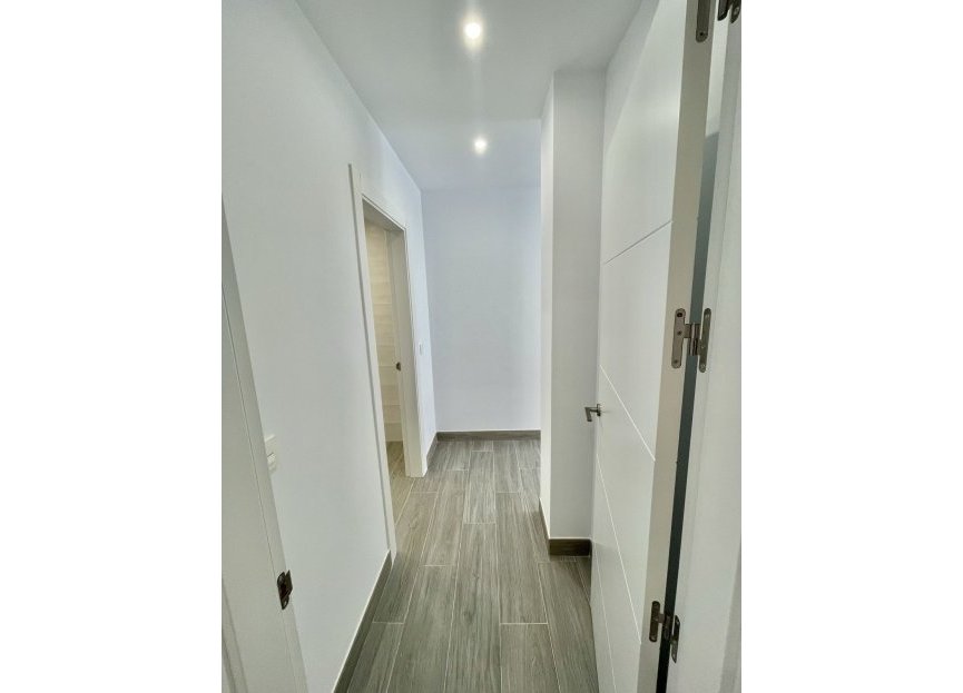 Resale - Apartment - Ground Floor Apartment - Fuengirola - Fuengirola Centro