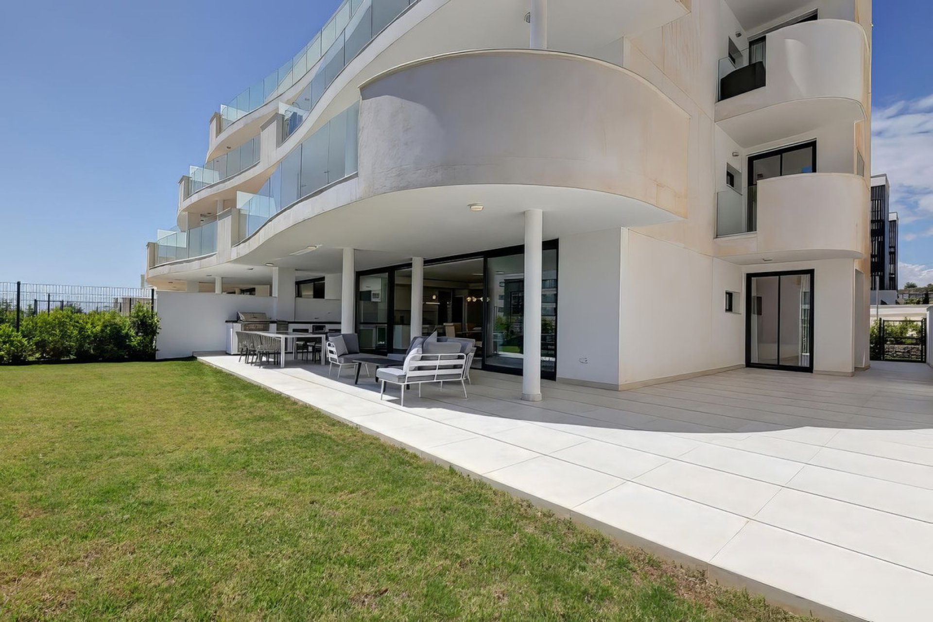 Resale - Apartment - Ground Floor Apartment - Fuengirola - Fuengirola Centro