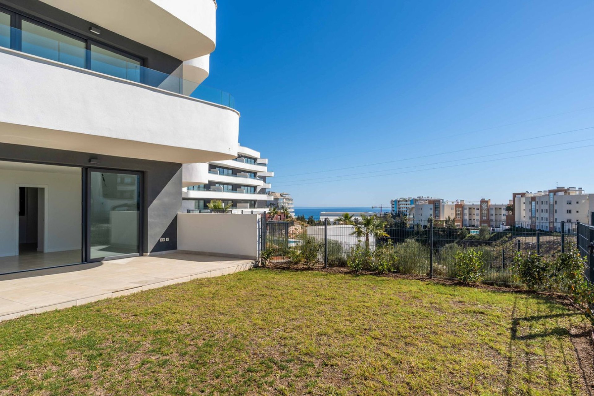 Resale - Apartment - Ground Floor Apartment - Fuengirola - Fuengirola Centro