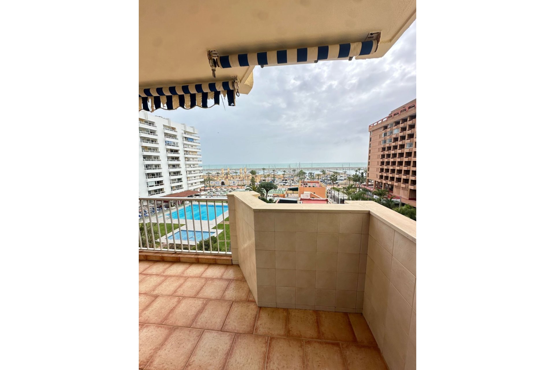 Resale - Apartment - Ground Floor Apartment - Fuengirola - Fuengirola Centro