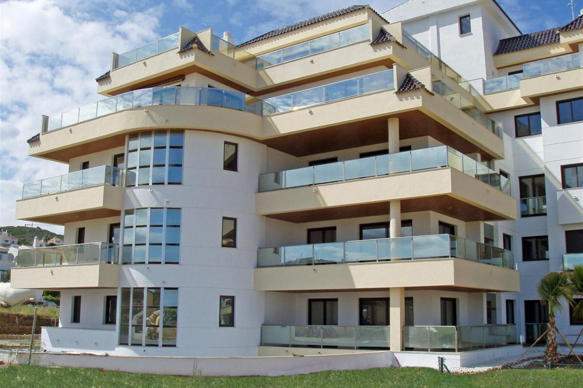 Resale - Apartment - Ground Floor Apartment - Manilva - La Duquesa