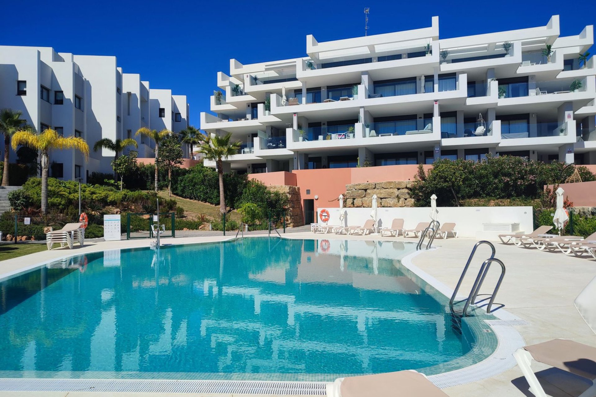 Resale - Apartment - Ground Floor Apartment - Manilva - La Duquesa