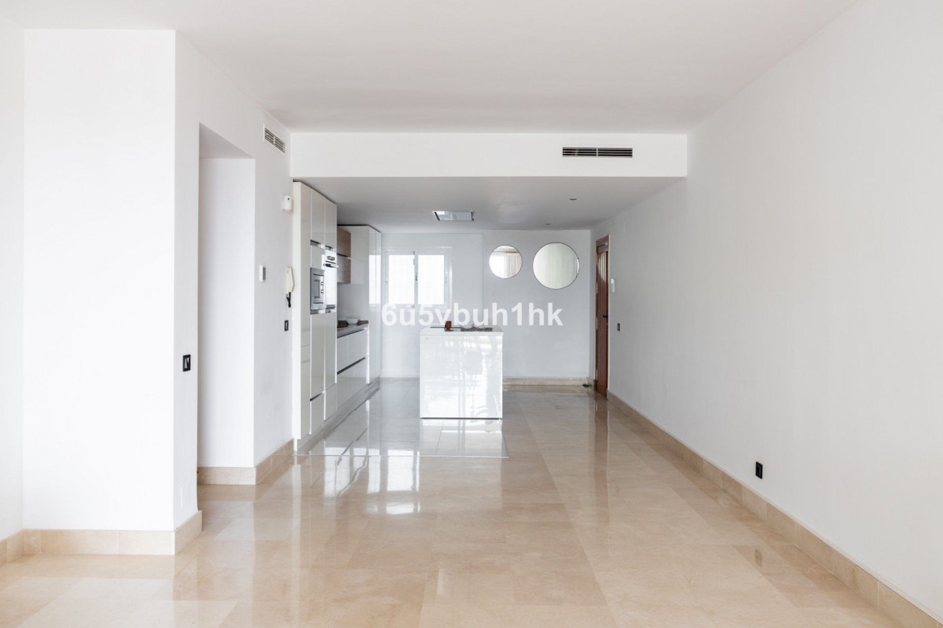 Resale - Apartment - Ground Floor Apartment - Marbella - Aloha