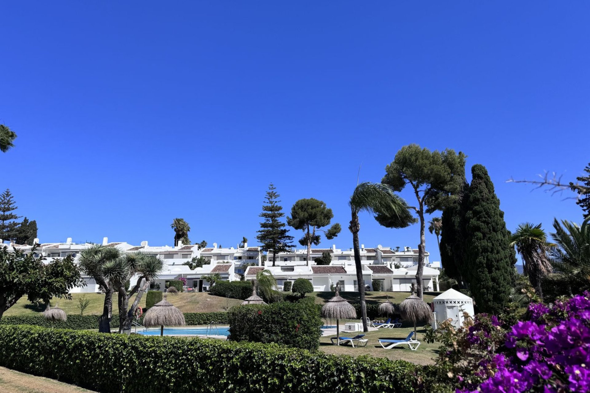 Resale - Apartment - Ground Floor Apartment - Marbella - Aloha