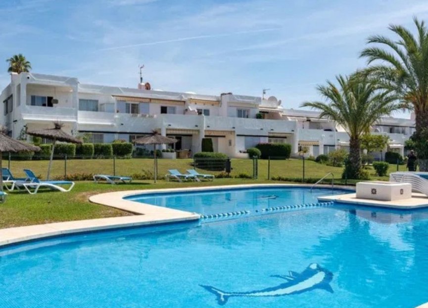 Resale - Apartment - Ground Floor Apartment - Marbella - Aloha