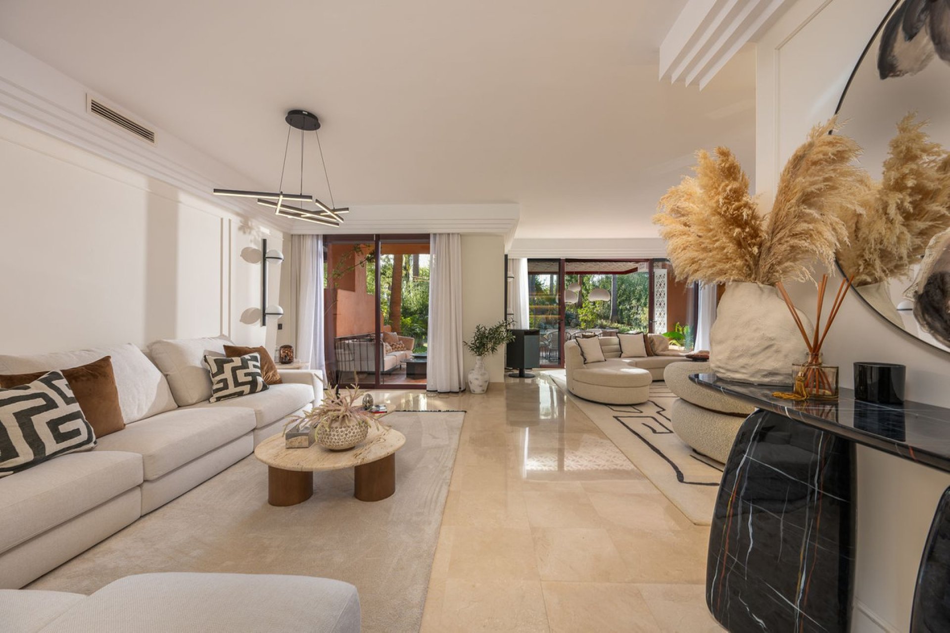 Resale - Apartment - Ground Floor Apartment - Marbella - Aloha